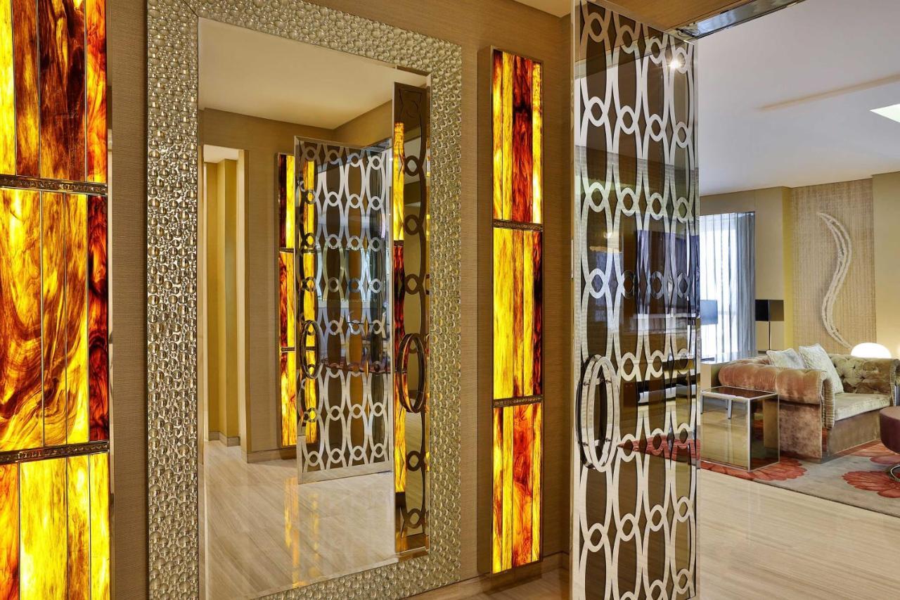 The Westin City Centre Bahrain Manama Exterior photo A room in the hotel