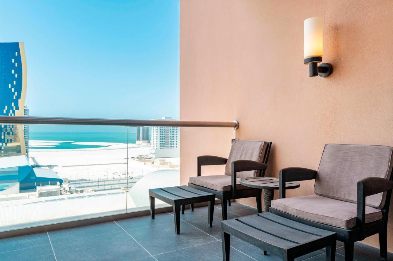 The Westin City Centre Bahrain Manama Exterior photo