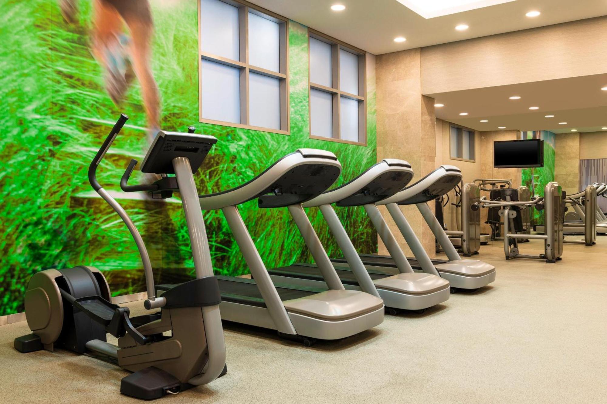The Westin City Centre Bahrain Manama Exterior photo The Fitness Centre
